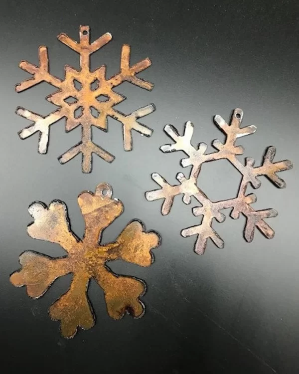 Pack of 3 Rusty Snow Flakes